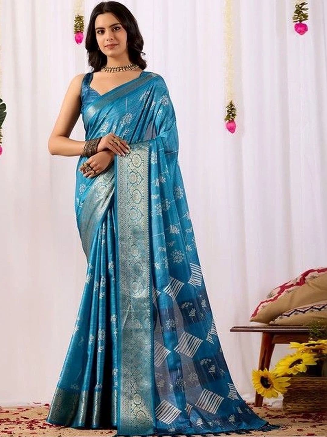 CHERIEE FASHION Floral Silk Blend Designer Saree - view 1
