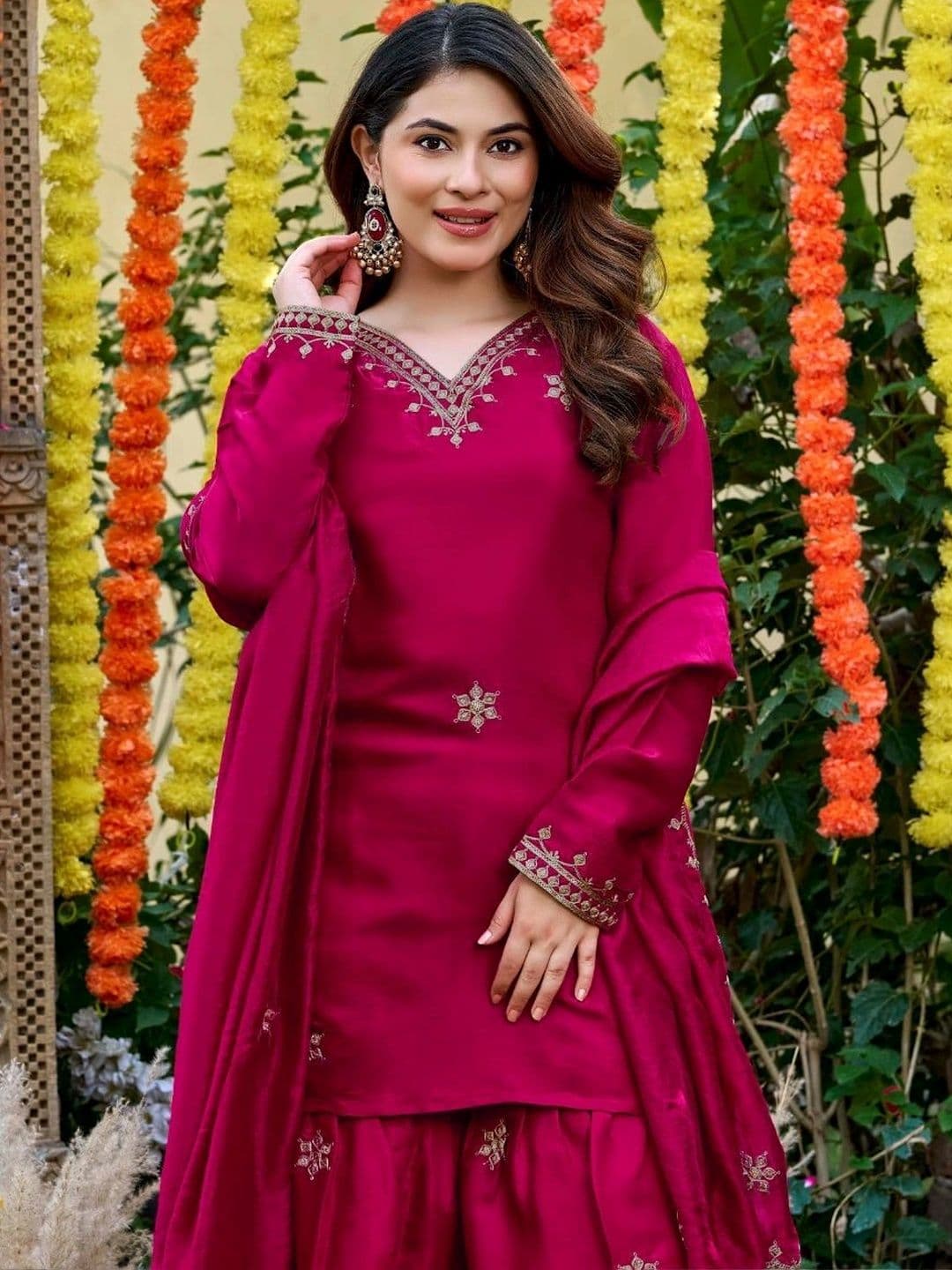 TWINS LADY Women Embroidered Regular Thread Work Kurta with Sharara & Dupatta - view 1