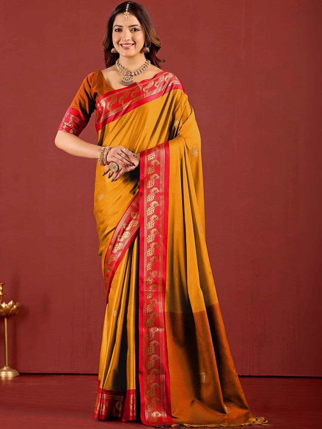 UMANTA Ethnic Motifs Zari Silk Cotton Paithani Saree - view 1