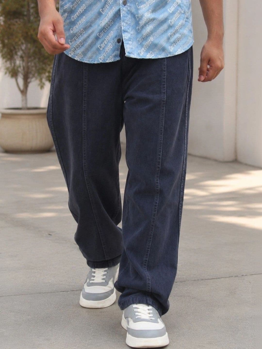 FICTION Men Comfort Mid-Rise Jeans - view 1