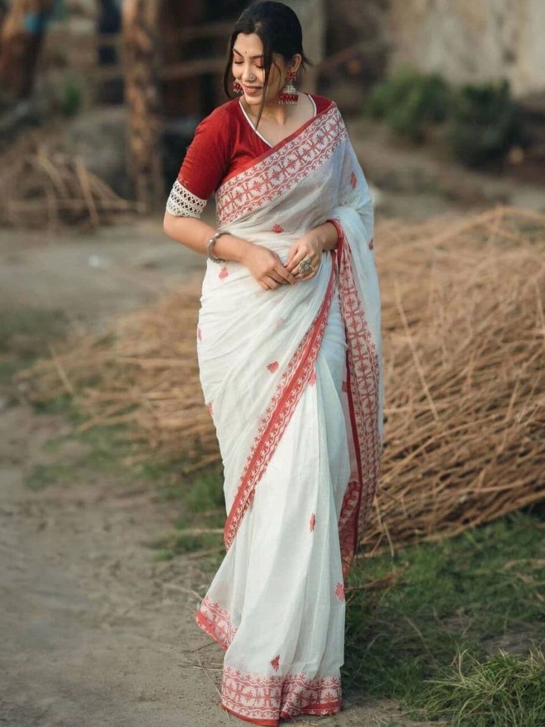 Sangria Woven Design Pure Linen Designer Saree - view 1