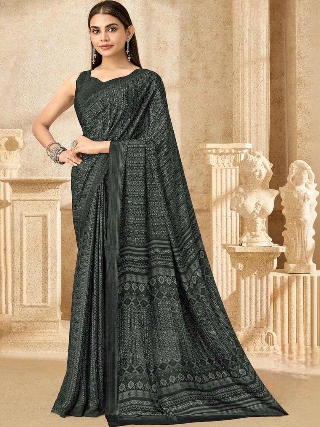 HERE&NOW Women Printed Pure Crepe Saree - view 1