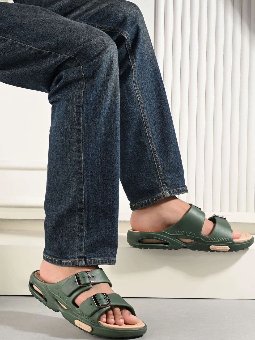Slipover Men Sliders - view 1