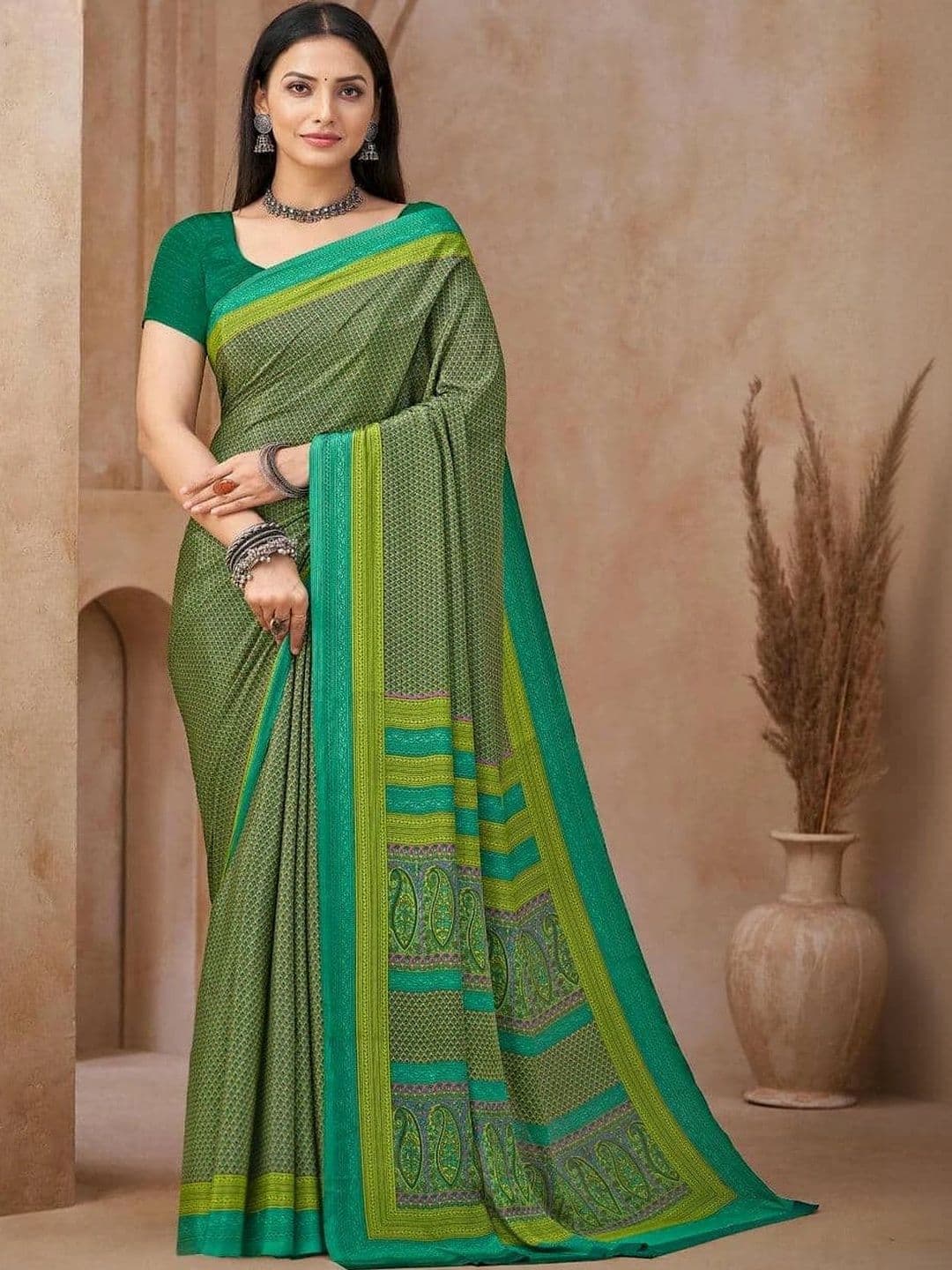 KALINI Floral Pure Crepe Saree - view 1