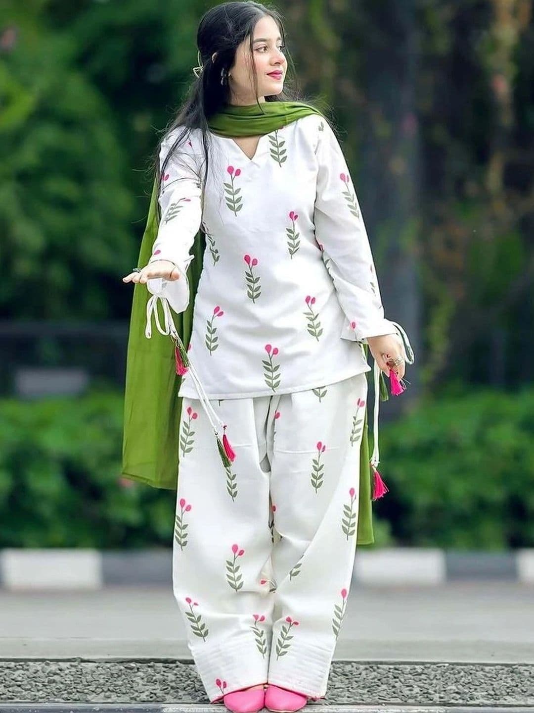SANGOURI Women Floral Printed Regular Pure Cotton Kurta with Salwar & With Dupatta - view 1