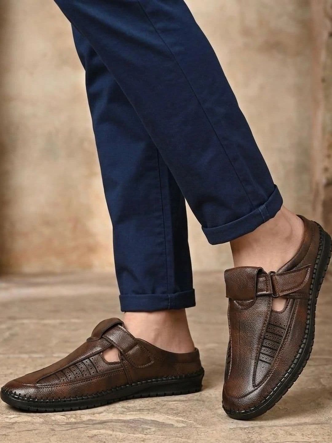 HERE&NOW Men Shoe-Style Sandals - view 1