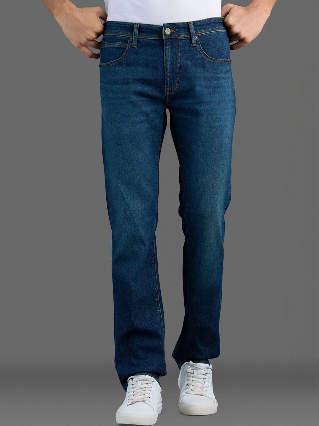 Pepe Jeans Men Vapour Slim Fit Mid-Rise Light Fade Stretchable Jeans - view 1