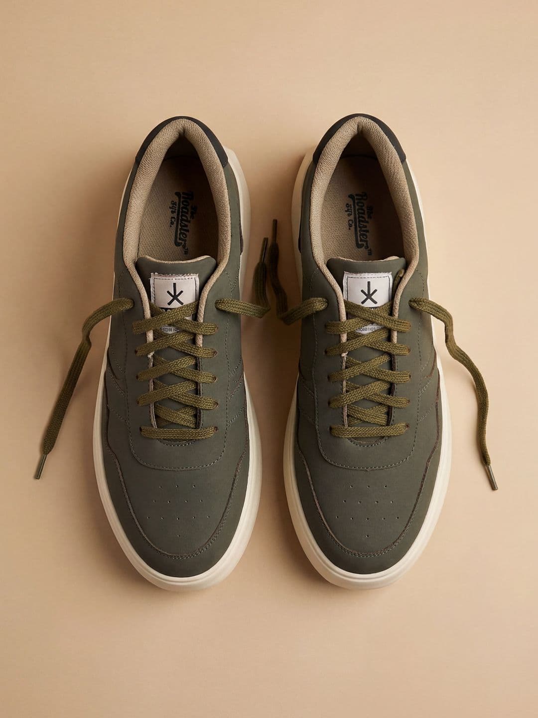 Roadster Men Solid Casual Sneakers - view 1