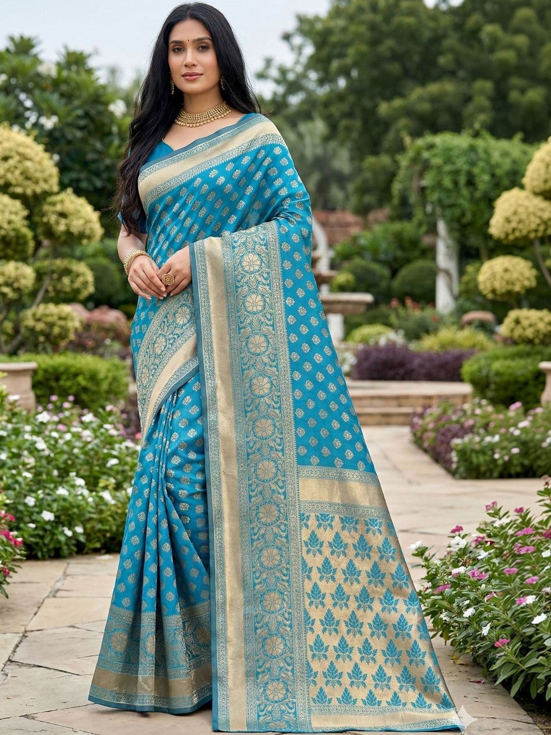 HERE&NOW Ethnic Motifs Zari Art Silk Heavy Work Banarasi Saree - view 1