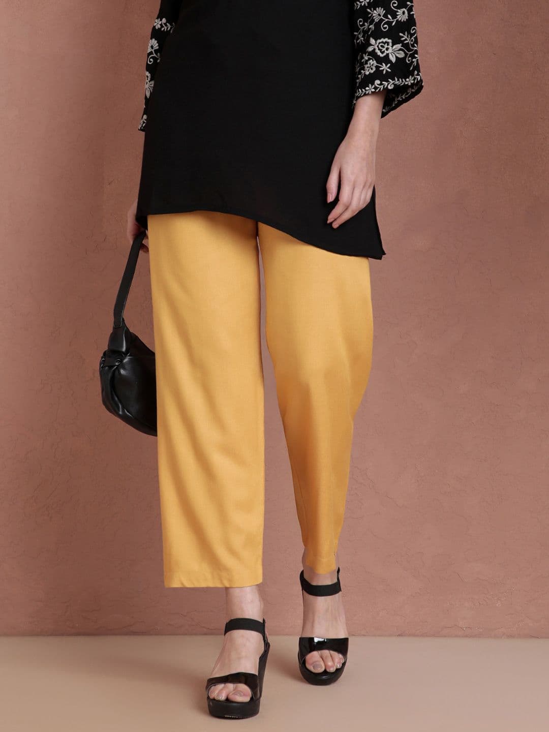 TWIN BIRDS Women Relaxed Fit Knitted Palazzos - view 1