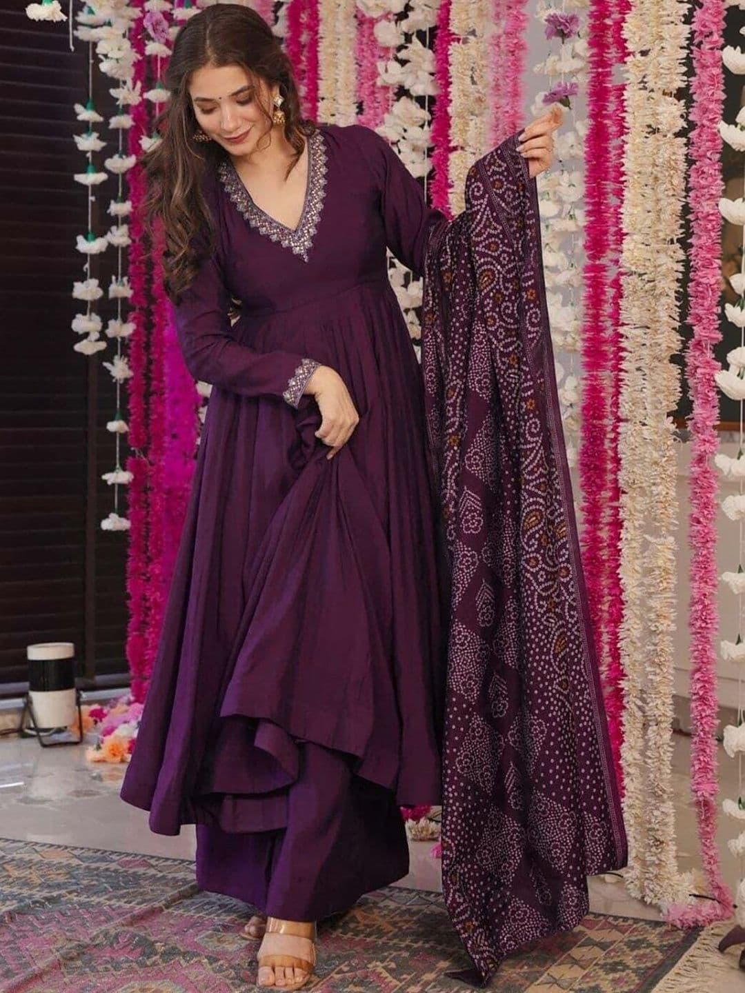 LeeliPeeri Designer Women Ethnic Motifs Embroidered Empire Thread Work Kurta with Palazzos & With Dupatta - view 1