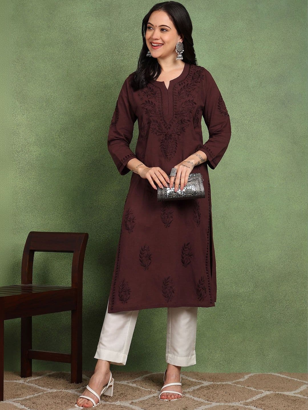 RANGAA NAWAAB Women Embroidered Chikankari Indigo Kurta - view 1