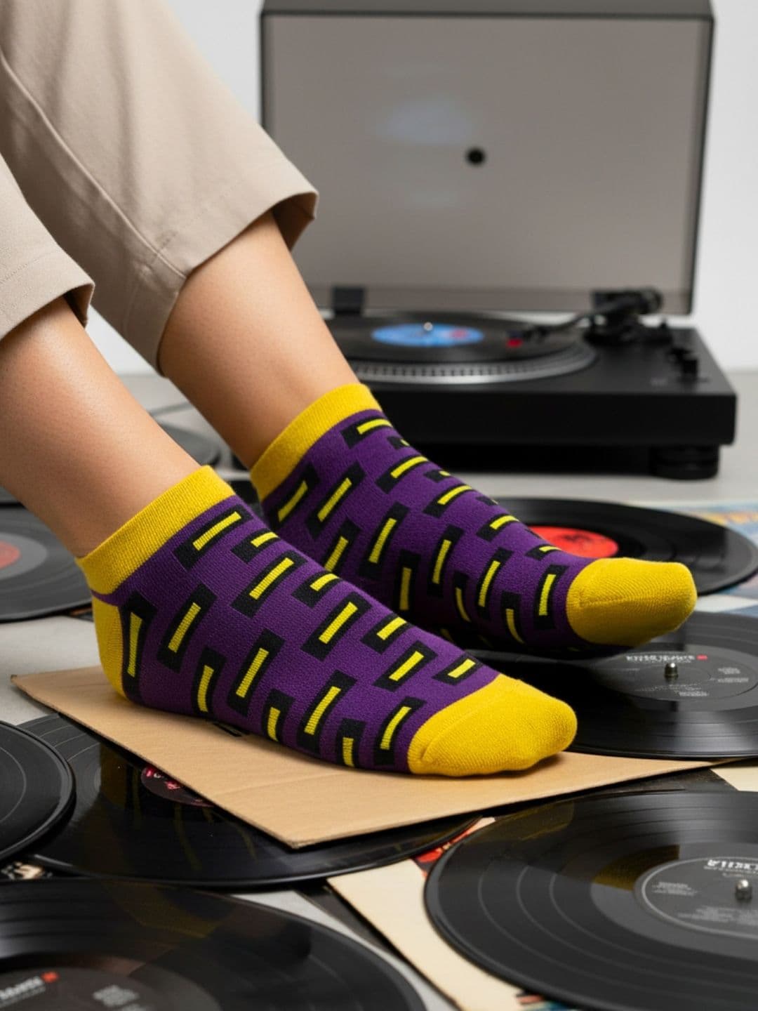 Dynamocks Patterned Ankle Length Socks - view 1