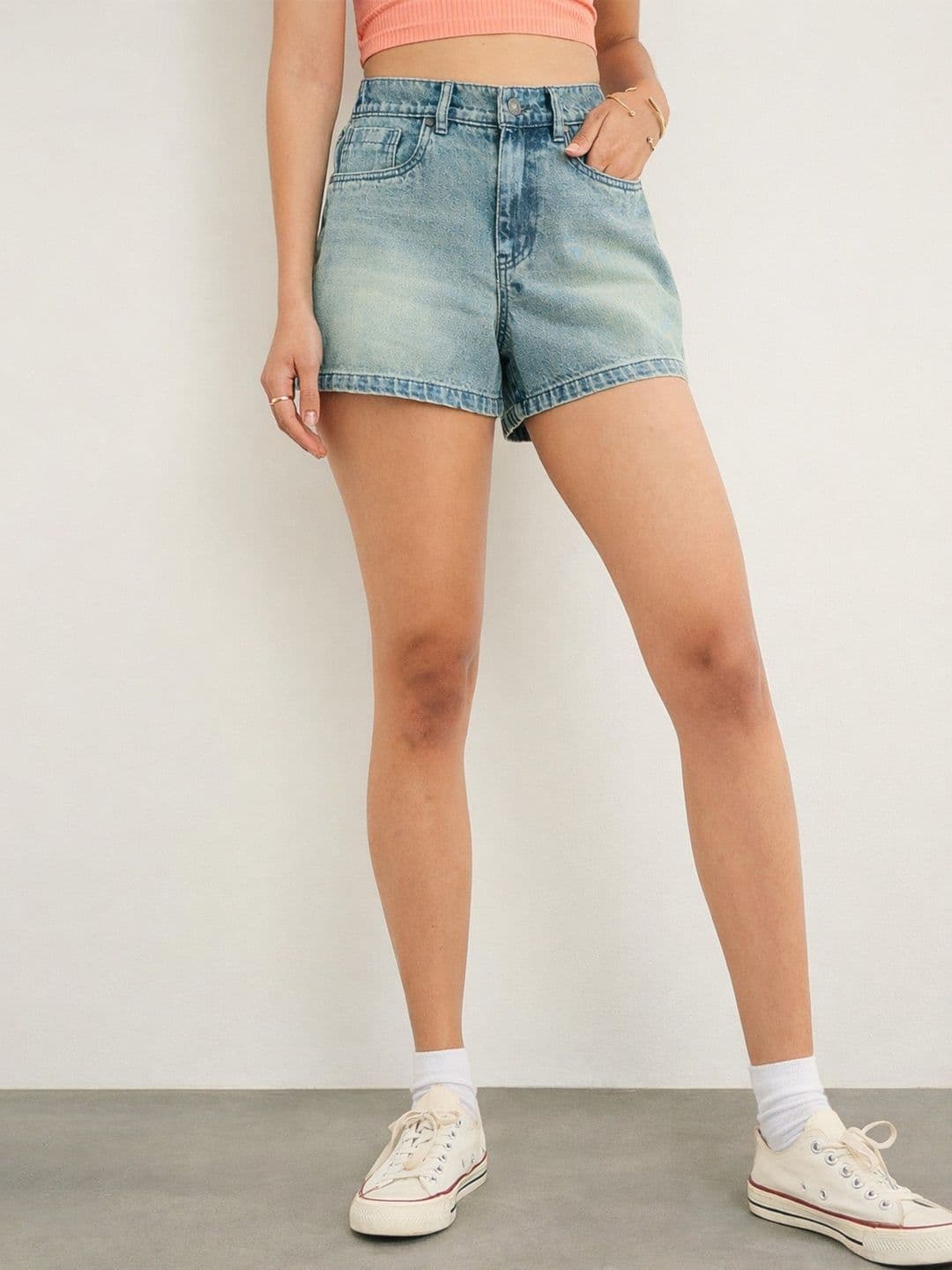 SASSAFRAS BASICS Women Washed Denim Denim Shorts Technology - view 1