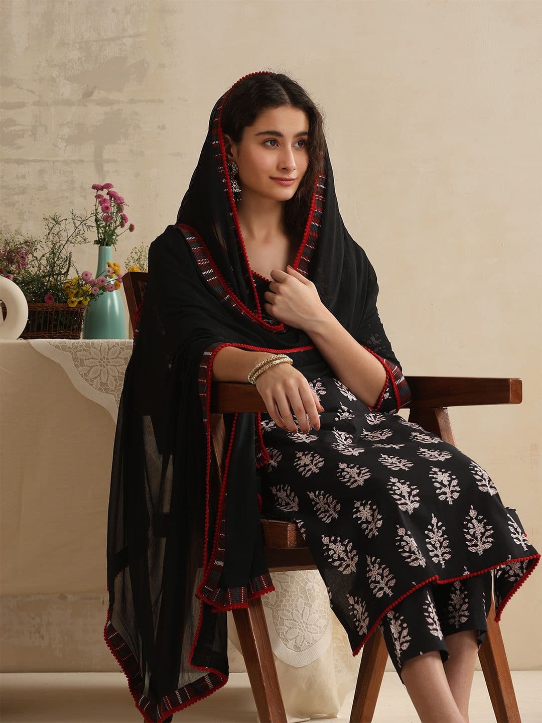 Khushal K Women Ethnic Motifs Printed Regular Pure Cotton Kurta with Trousers & With Dupatta - view 1