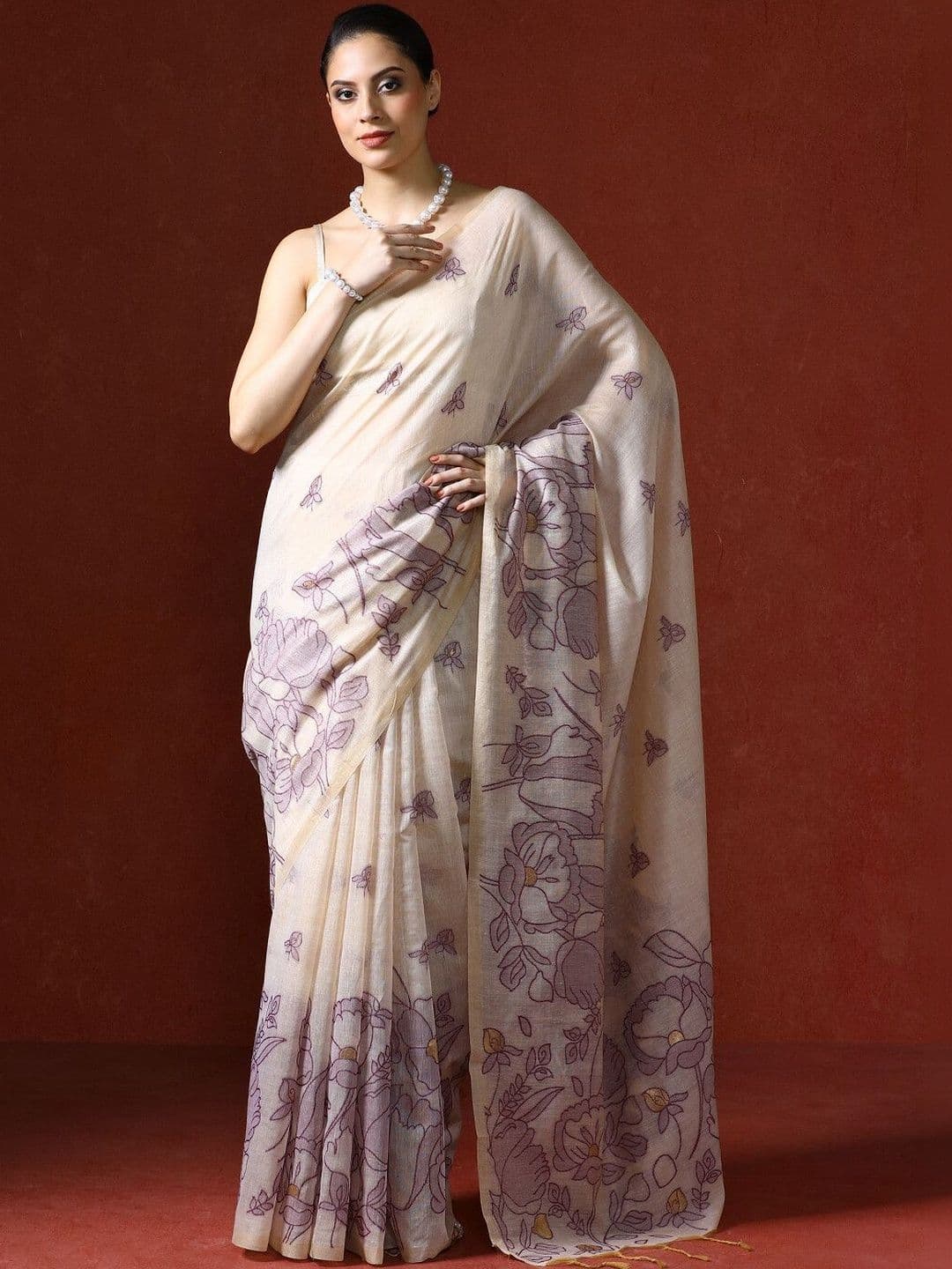 House of Pataudi Woven Design Saree With Blouse - view 1