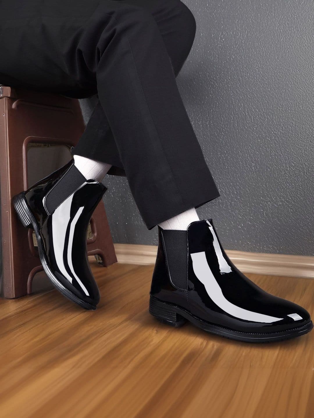 T-Rock Round Toe Slip-On Brogues Formal Shoes - view 1