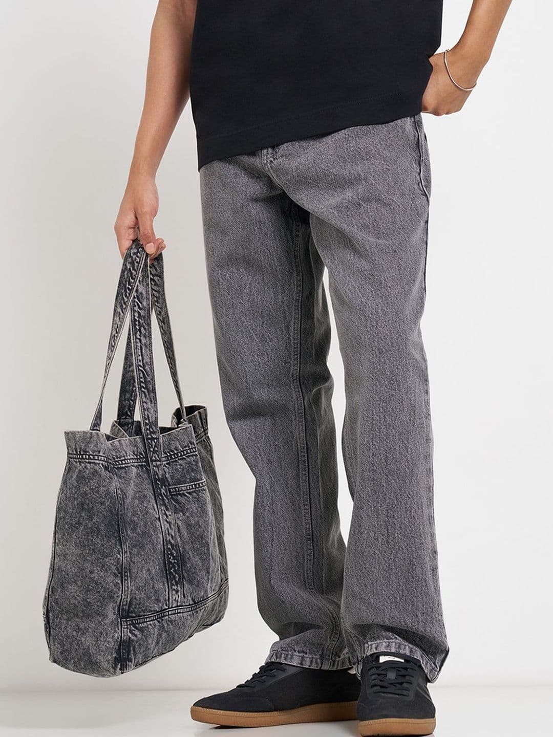 SF JEANS by Pantaloons Men Relaxed Fit Mid-Rise Light Fade Jeans - view 1