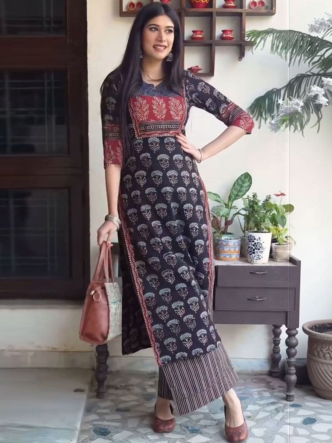 GoSriKi Women Ethnic Motifs Printed Regular Kurta with Palazzos - view 1