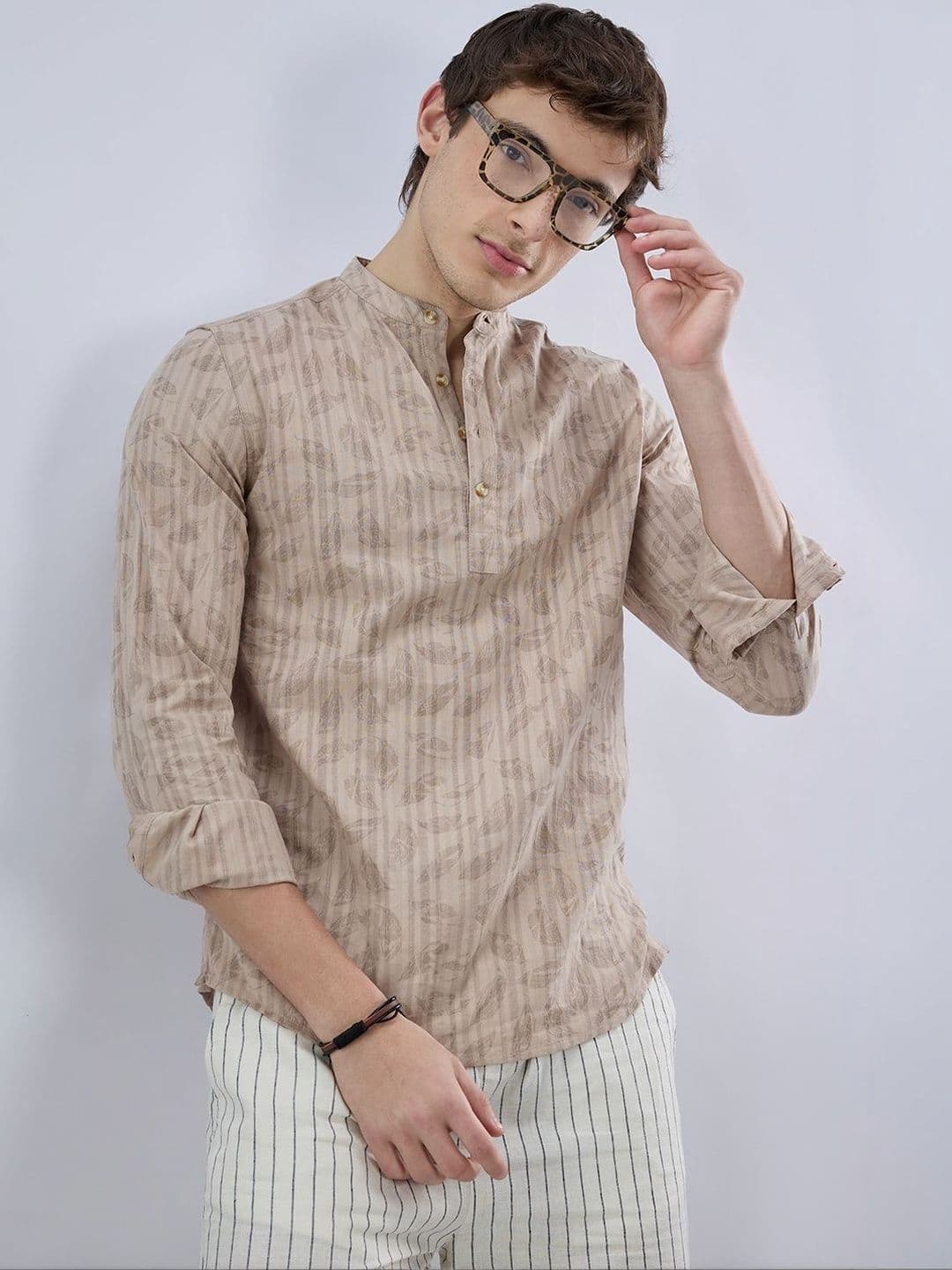 VASTRADO Elegant Beige Leaf Printed Striped Kurta - view 1