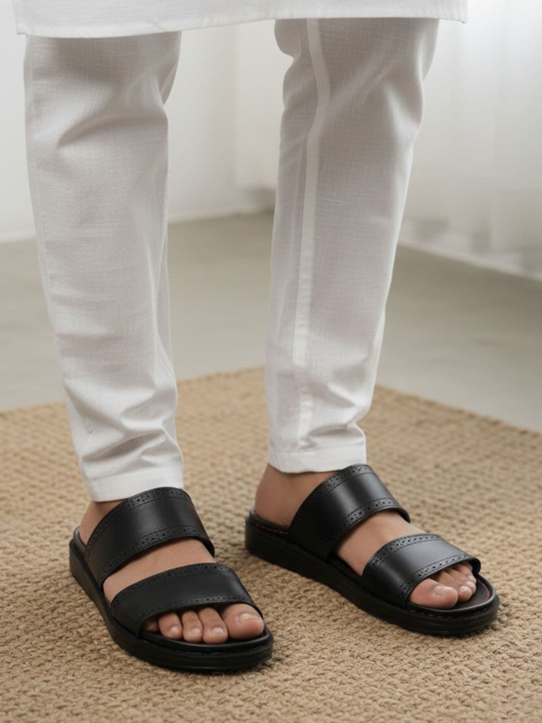 Alberto Torresi Men Leather Fisherman Sandals - view 1