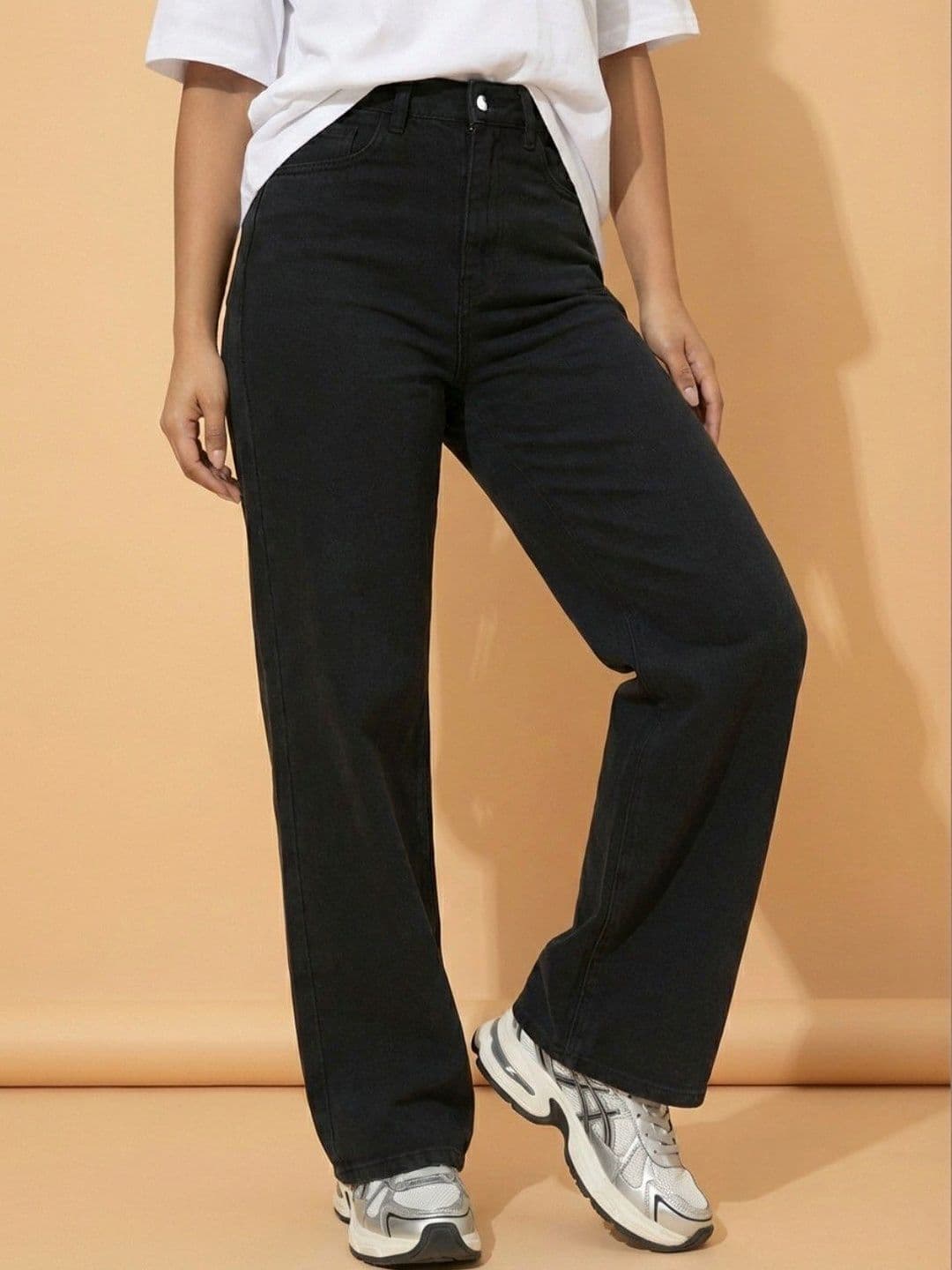 The Roadster Lifestyle Co Women High Waist Wide Leg Fit Jeans - view 1