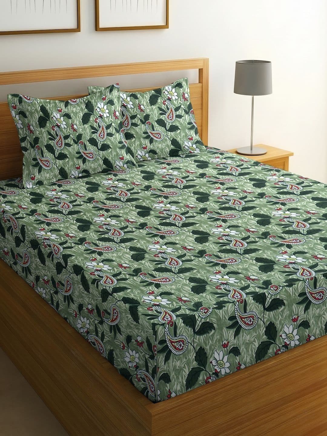 IWS Green Bedsheet with 2 Pillow Covers - view 1