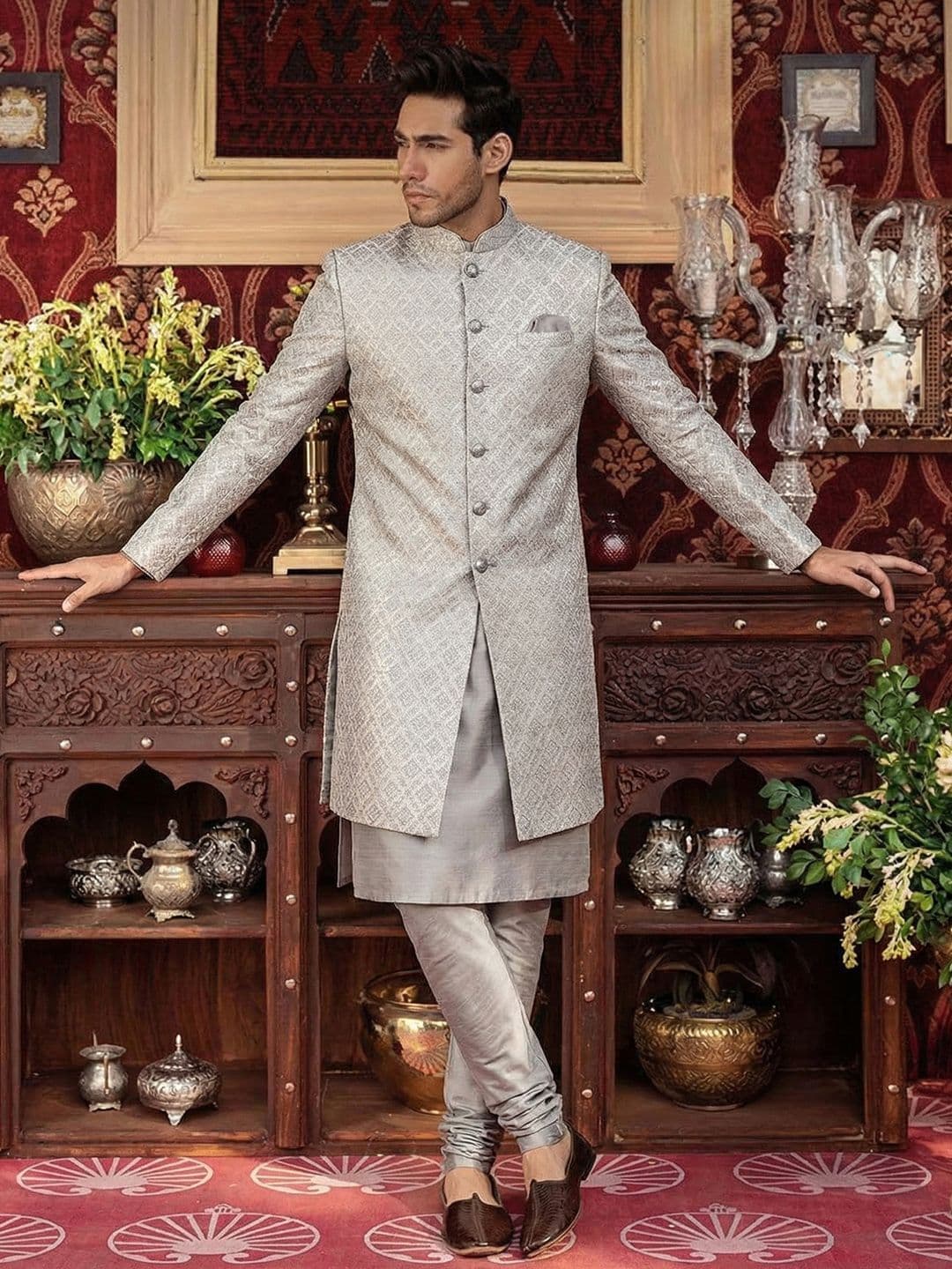 KISAH Men Woven-Design Cotton Indowestern Sherwani Set