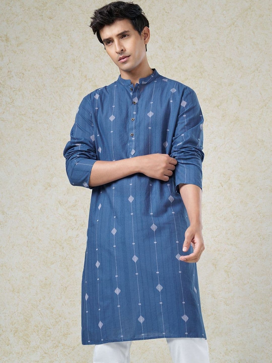 indus route by Pantaloons Men Thread Work Anarkali Kurta - view 1