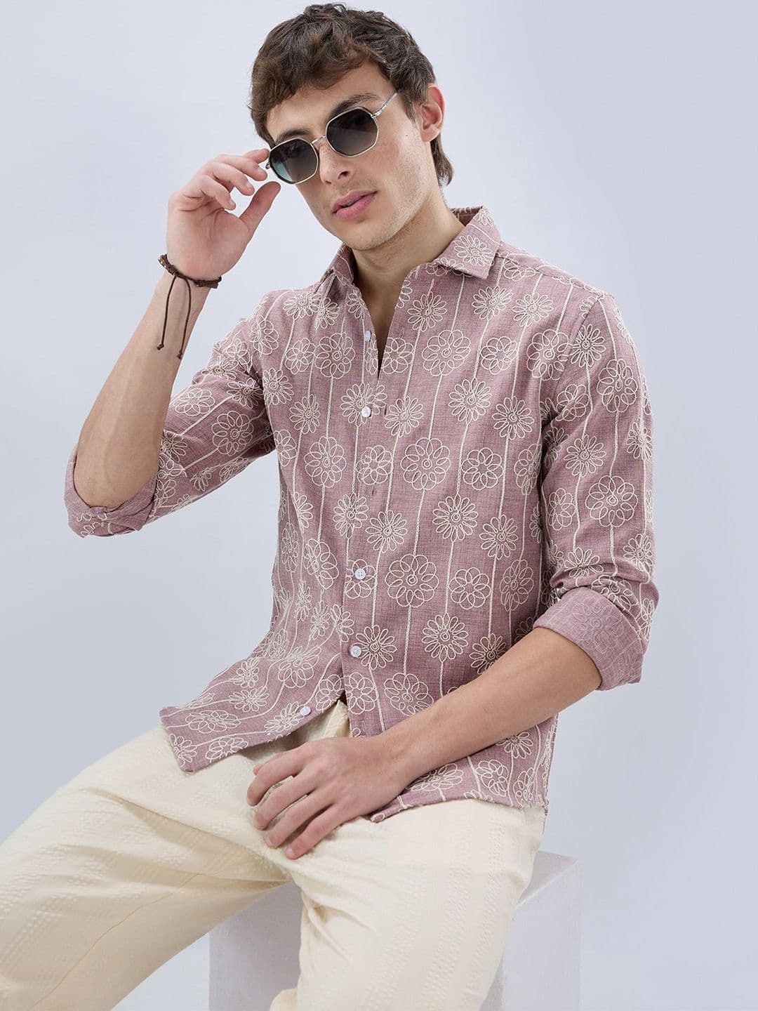 VASTRADO Rouge Pink Floral Embroidered Slub Shirt - view 1