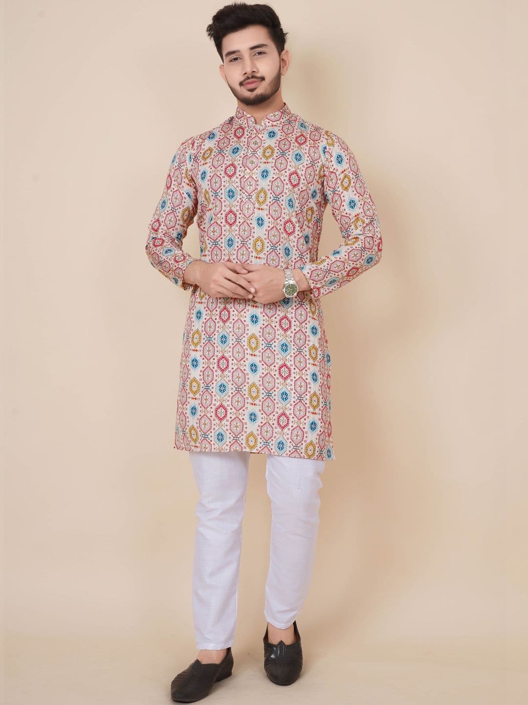 HERE&NOW Men Embroidered Handloom Kurta - view 1