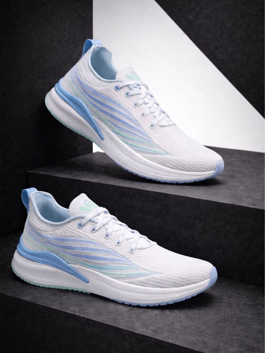 Columbus Men Mesh Running Non-Marking Shoes - view 1