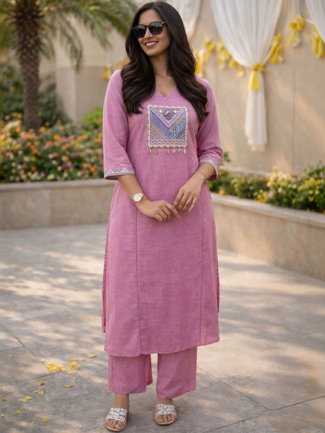 Moda Rapido Women Yoke Design Regular Thread Work Kurta with Palazzos - view 1