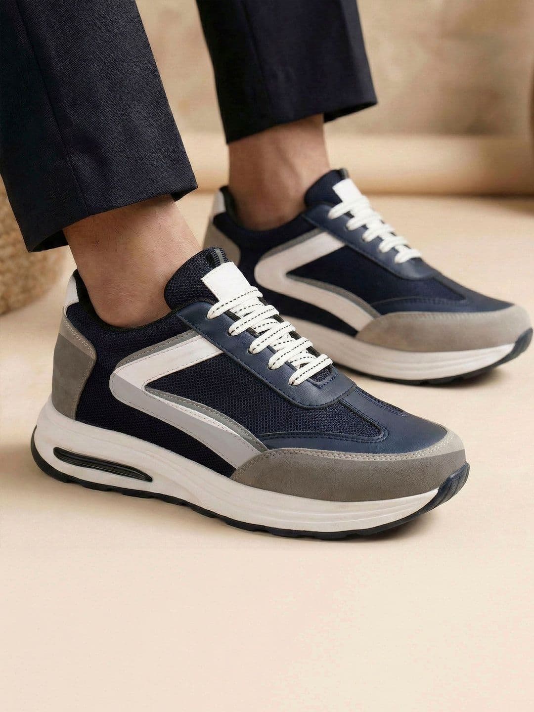 Bxxy Men 3.5 Inch Hidden Height Increassing Sports High-Top Lace-Up Shoes - view 1