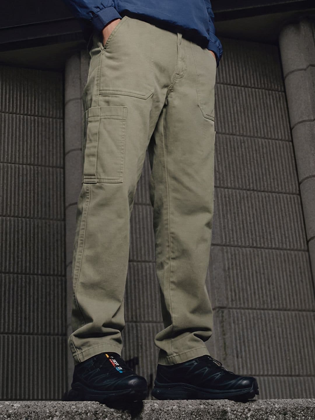 The Souled Store Men Straight Fit Solid Olive Cargo Stretchable Jeans - view 1