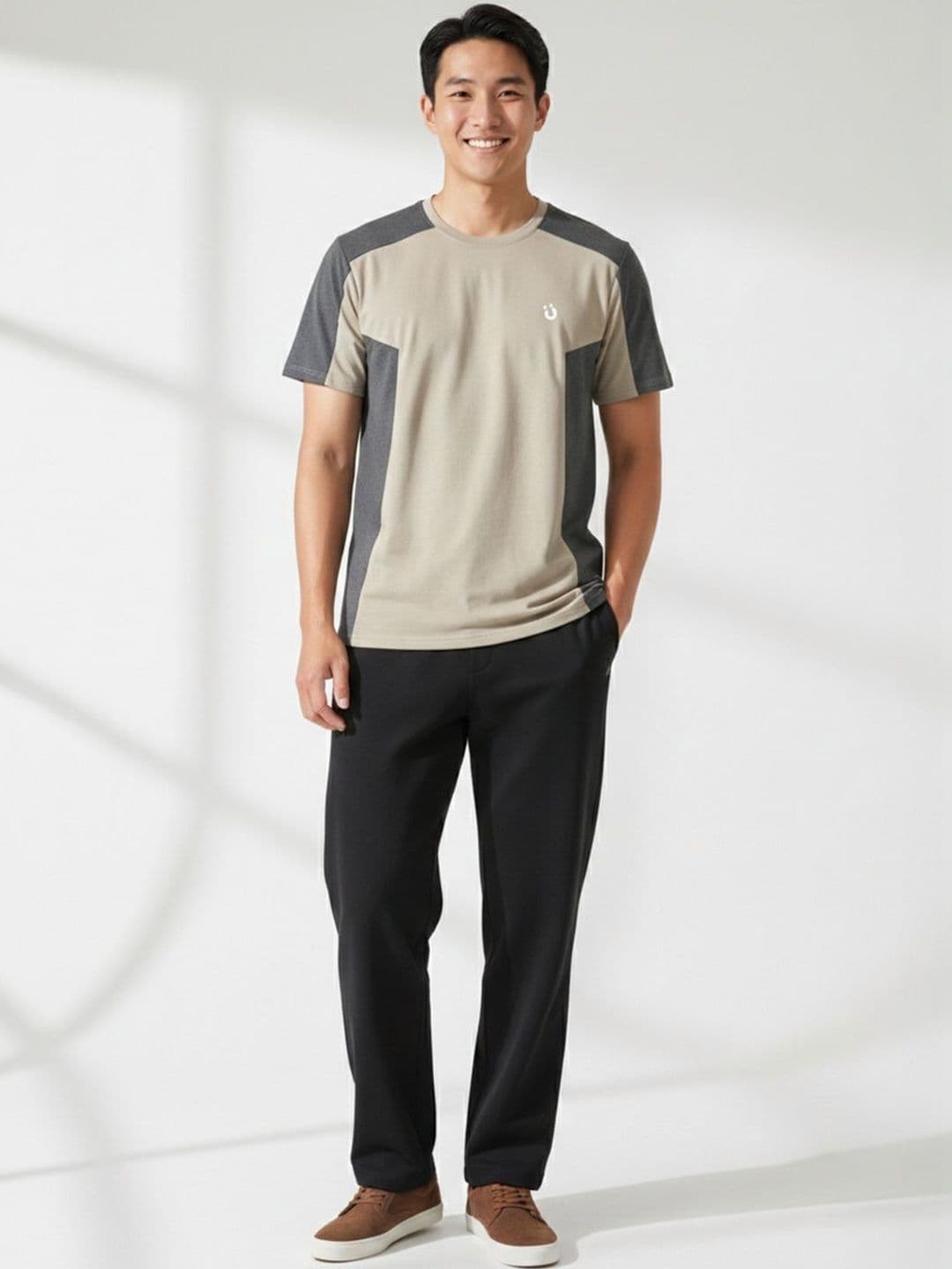 UMILDO Men Brand Logo Colourblocked T-shirt - view 1