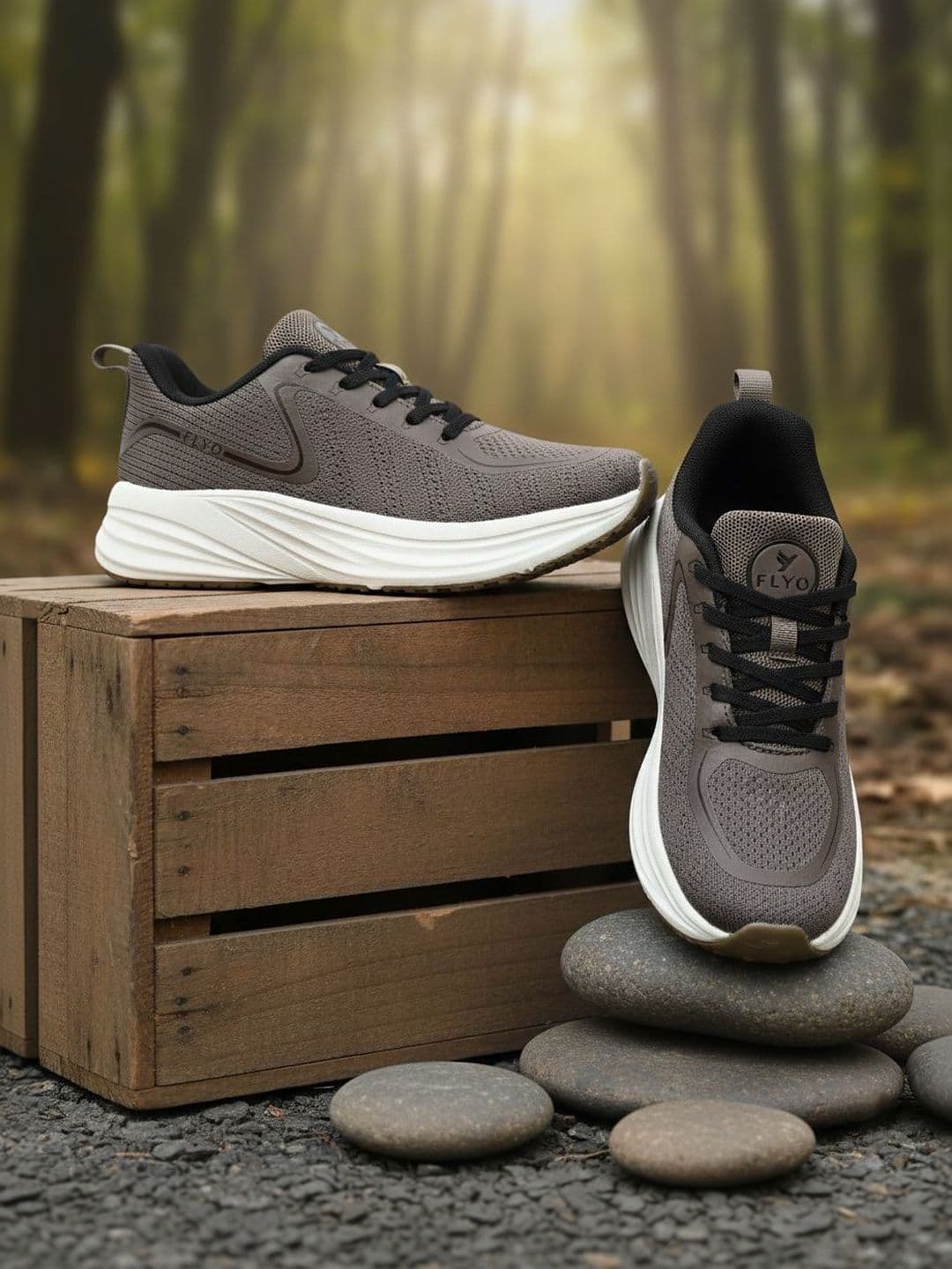 FLYO Men Mesh Running Non-Marking Shoes - view 1