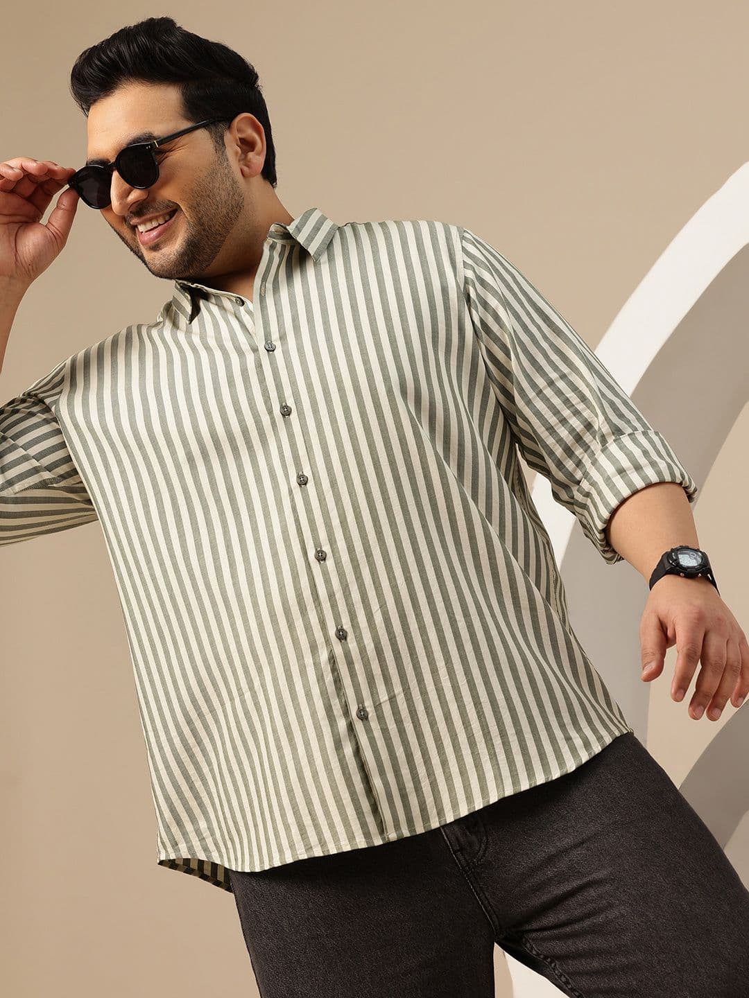 Sztori Plus Size Vertical Stripes Spread Collar Pure Cotton Casual Shirt - view 1