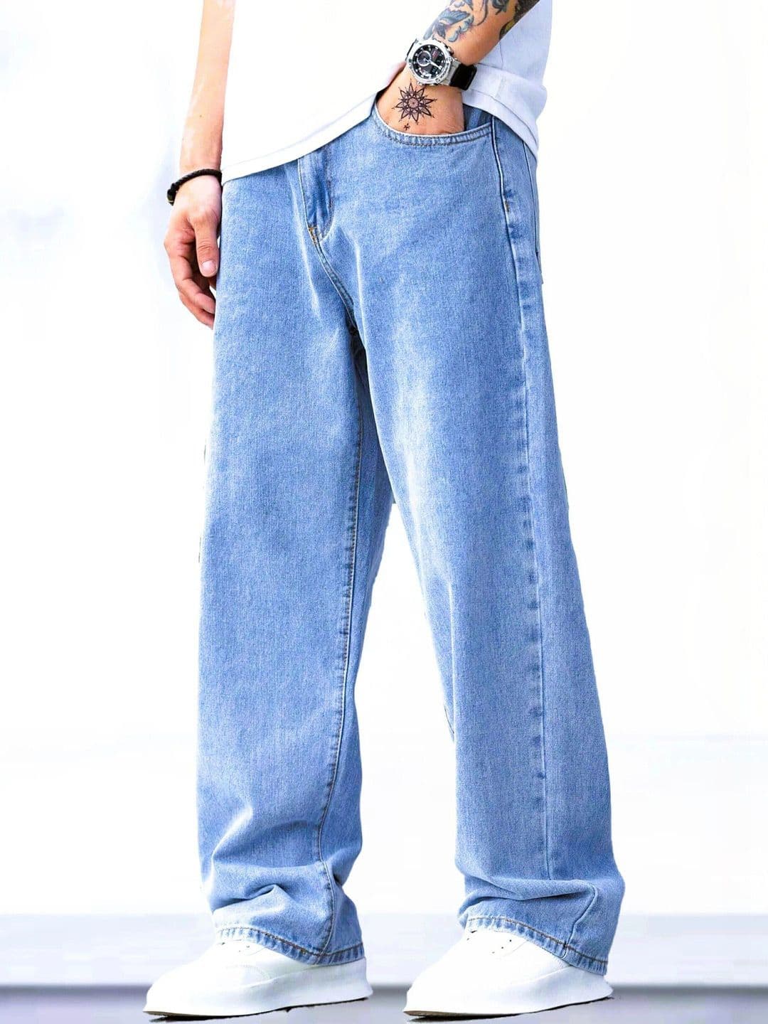 ZAYSH Men Relaxed Fit Mid-Rise Light Fade Jeans - view 1