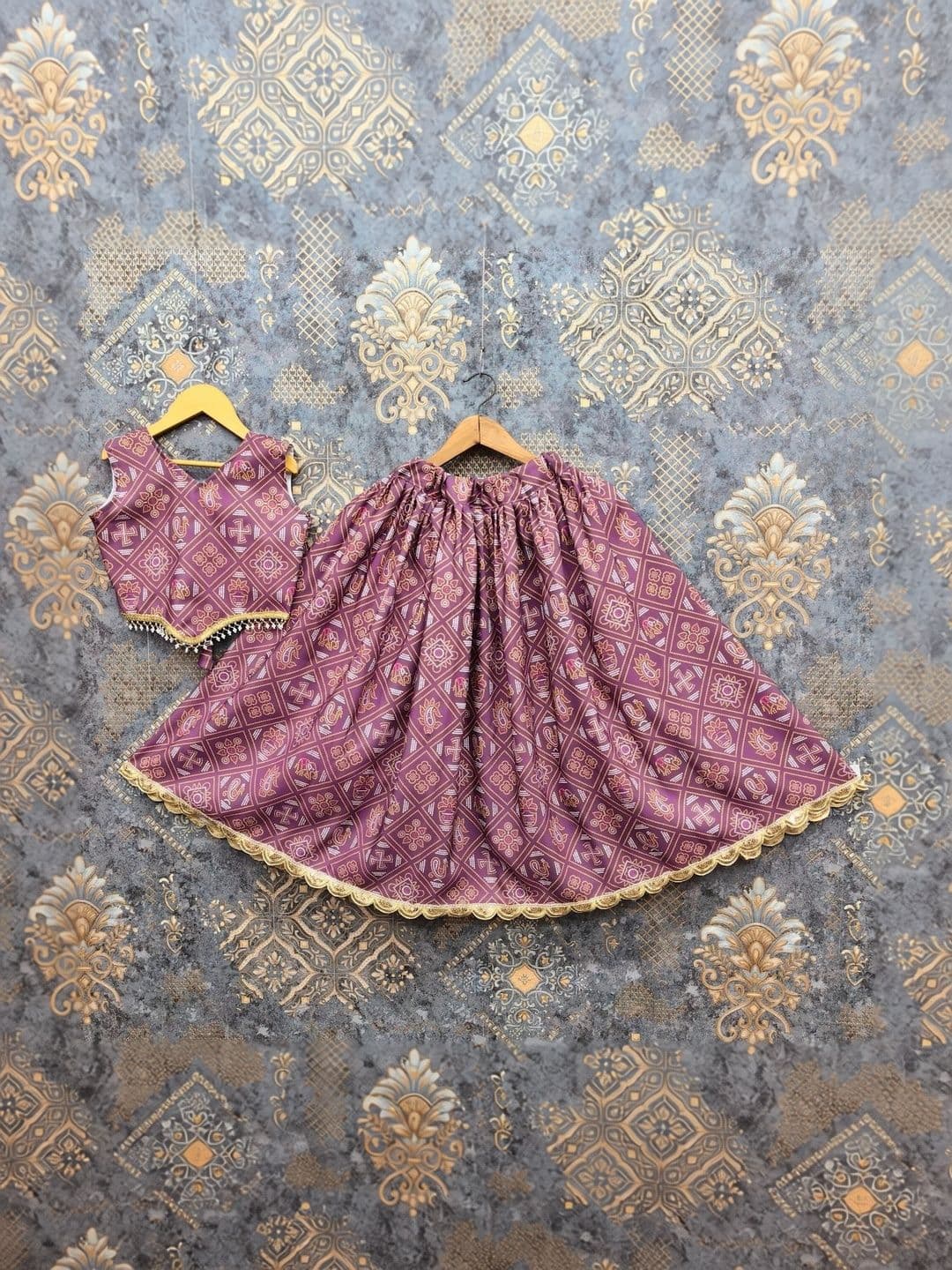 Tiny Twirls Girls Printed Ready to Wear Bandhani Design Lehenga & Blouse - view 1