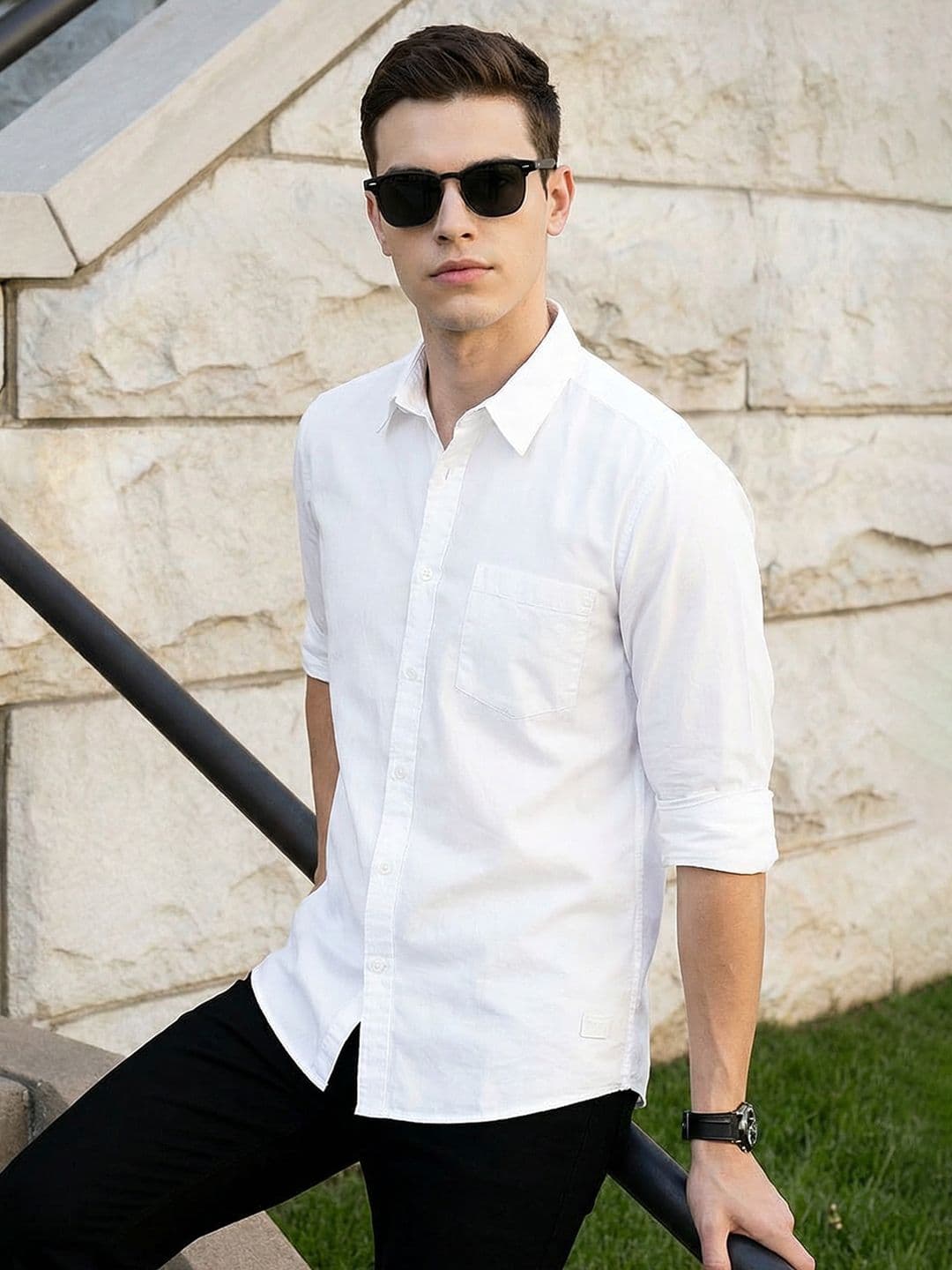 Roadster Men White Regular Fit Solid Casual Shirt - view 1