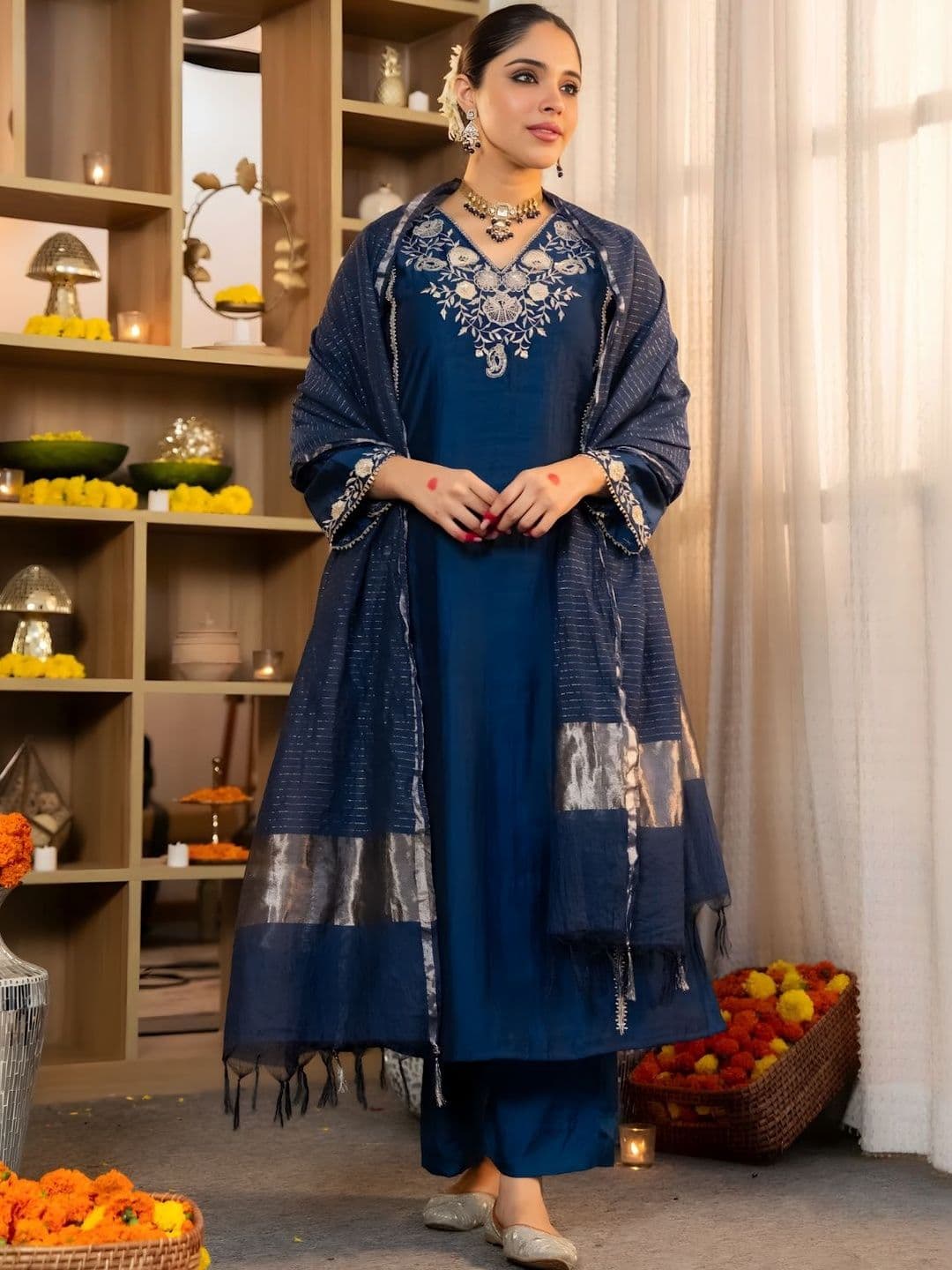 HERE&NOW Women Ethnic Motifs Embroidered Regular Thread Work Kurta with Palazzos & With Dupatta - view 1