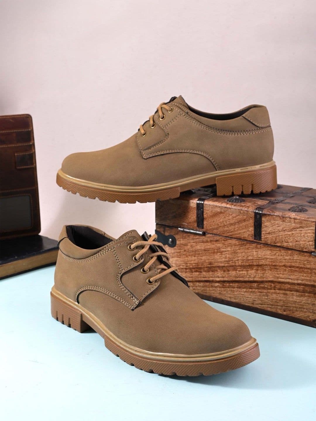 The Roadster Lifestyle Co Men Round Toe Lightweight Lace-Ups Derbys - view 1