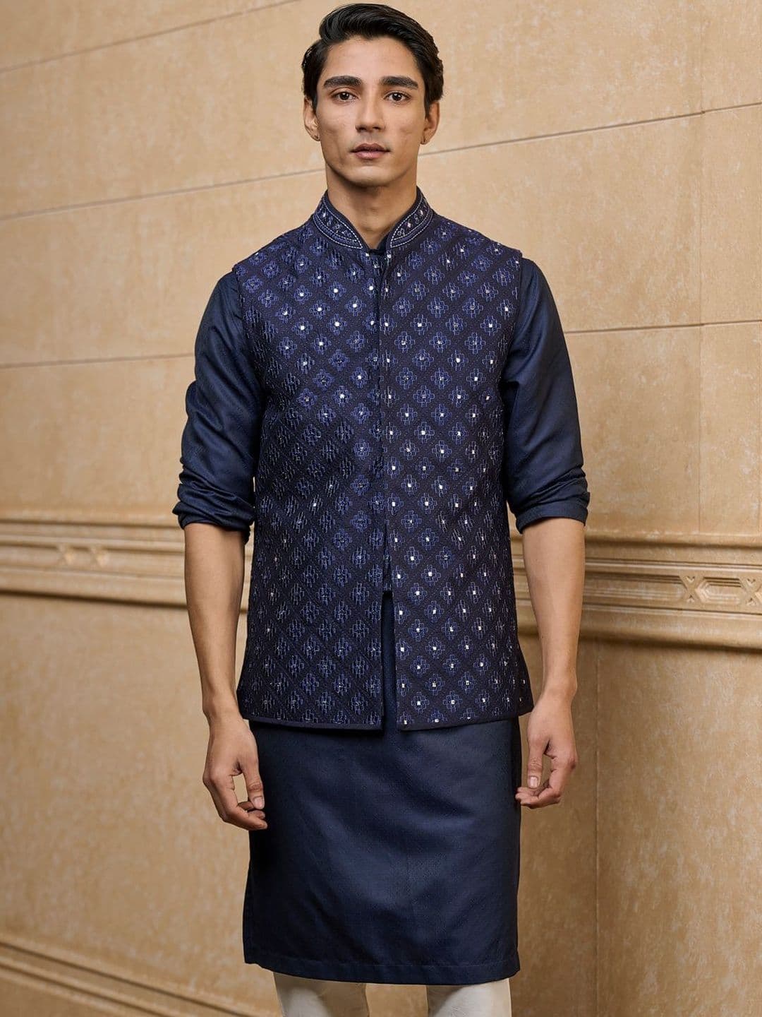 Tasva Embroidered Woven Bundi - view 1