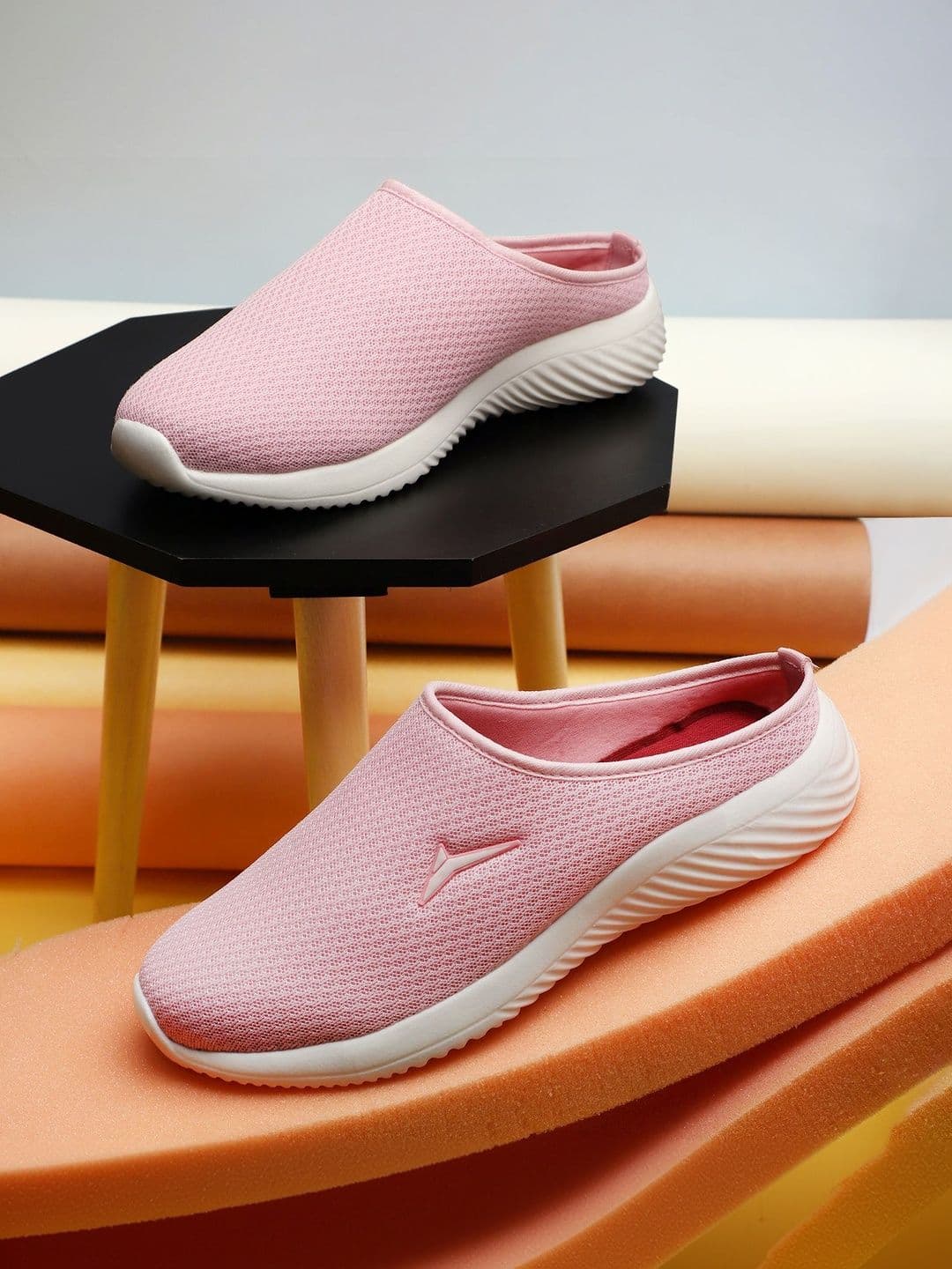 JQR LUCKY Women Walking Shoes - view 1