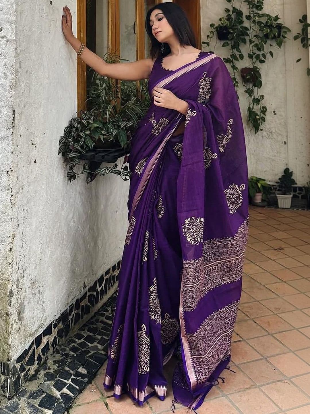 KALINI Ethnic Motifs Silk Cotton Handloom Saree - view 1