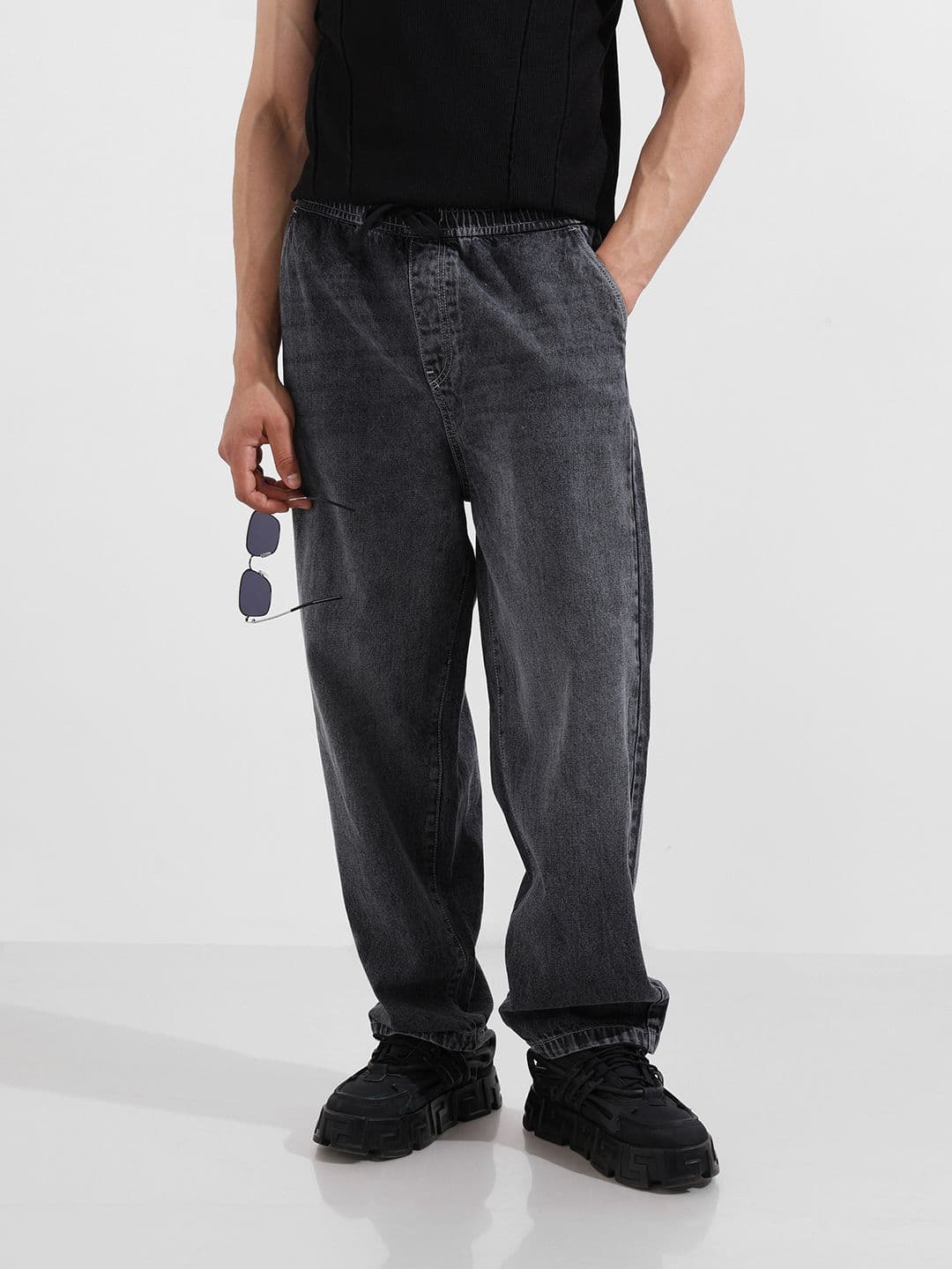 The Indian Garage Co Men Mid-Rise Light Fade Jeans - view 1