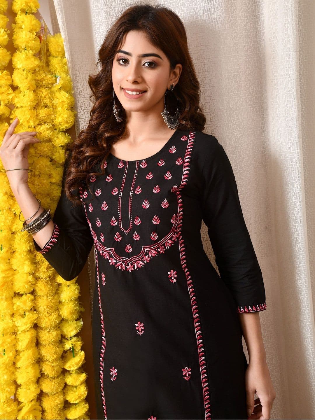 BKApparels Women Floral Embroidered Flared Sleeves Floral Kurta - view 1