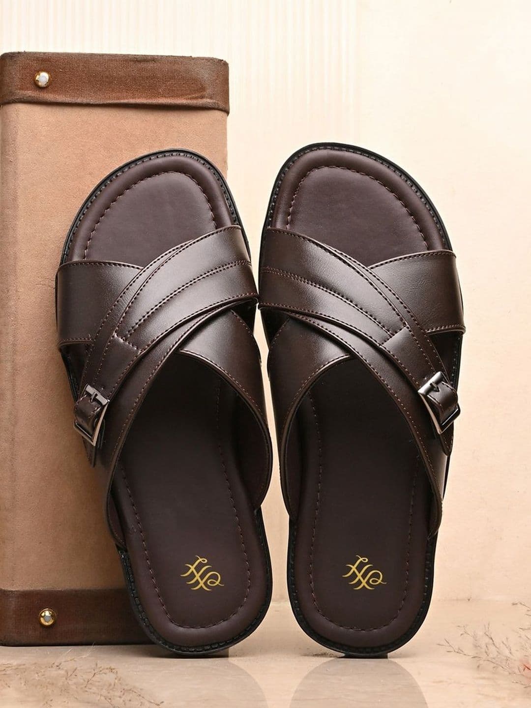 House of Pataudi Men Slip-On Comfort Sandals - view 1