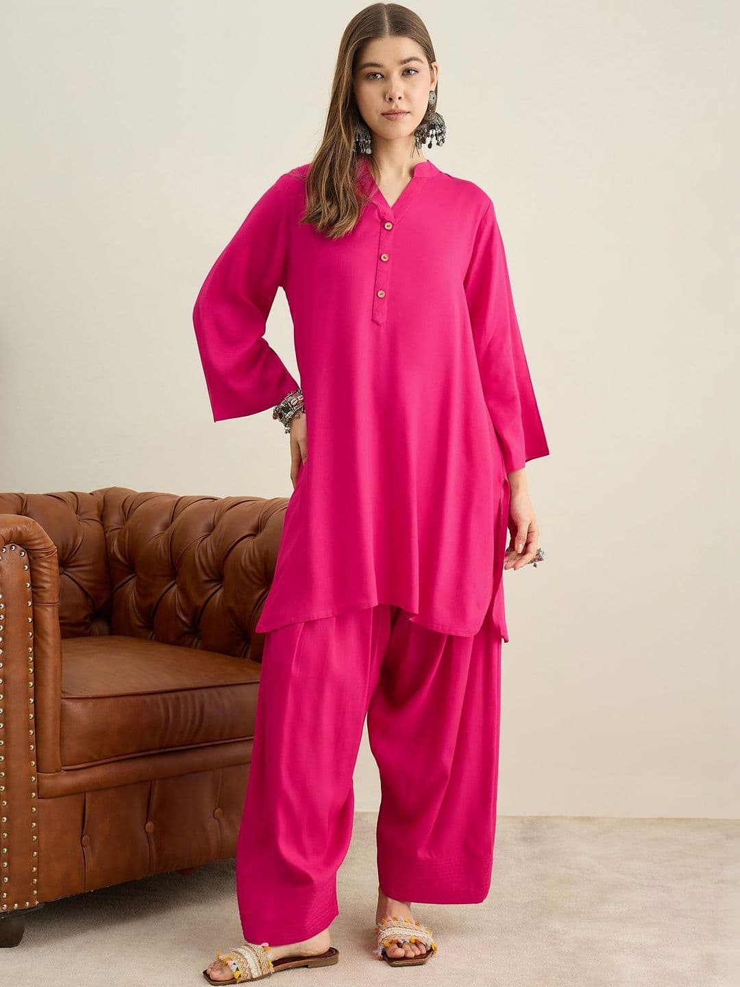InWeave Women Regular Kurta with Patiala - view 1